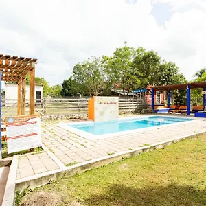 מלון Hacienda, בקאלאר